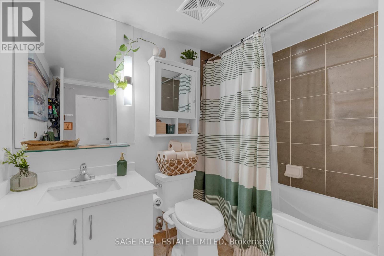 1321 - 320 Richmond Street E, Toronto, Ontario  M5A 1P9 - Photo 15 - C12686756