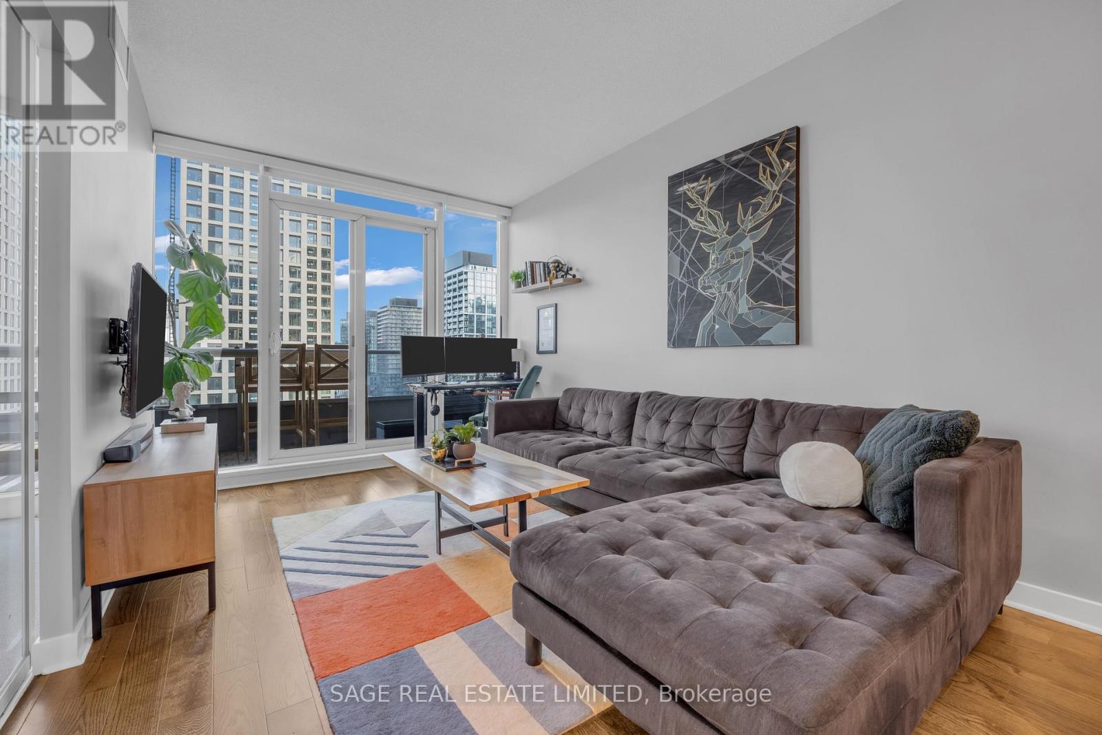 1321 - 320 Richmond Street E, Toronto, Ontario  M5A 1P9 - Photo 2 - C12686756