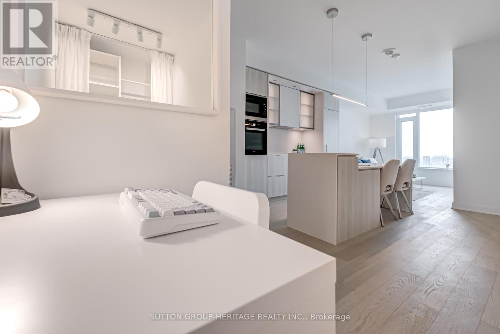 3503 - 11 Yorkville Avenue, Toronto, Ontario  M4W 0B7 - Photo 4 - C12686794