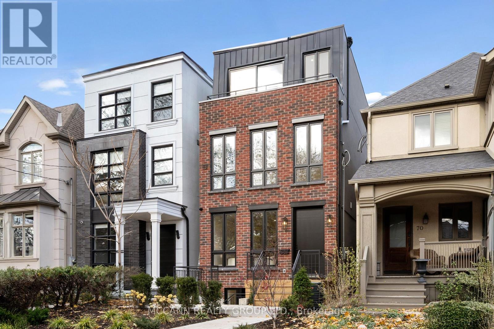 72 Woburn Avenue, Toronto, Ontario  M5M 1K6 - Photo 3 - C12686802