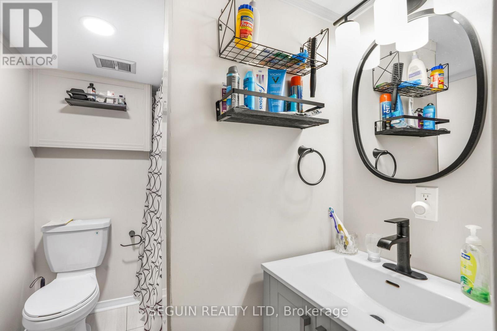 301-303 Chamberlain Street, Hawkesbury, Ontario  K6A 2G3 - Photo 30 - X12686698