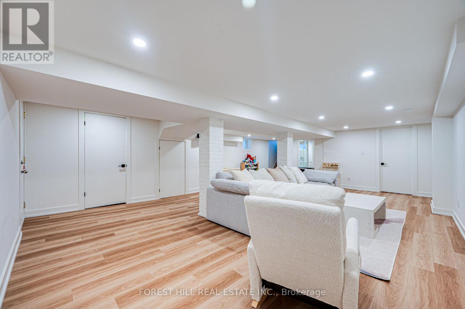 295 Strathmore Boulevard, Toronto, Ontario  M4J 1P9 - Photo 25 - E12686466