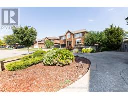 23 LEAH CRESCENT, Ajax, Ontario