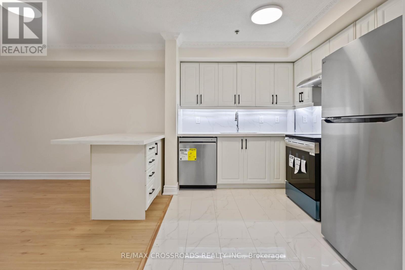 303 - 5225 Finch Avenue E, Toronto, Ontario  M1S 5W8 - Photo 14 - E12686546