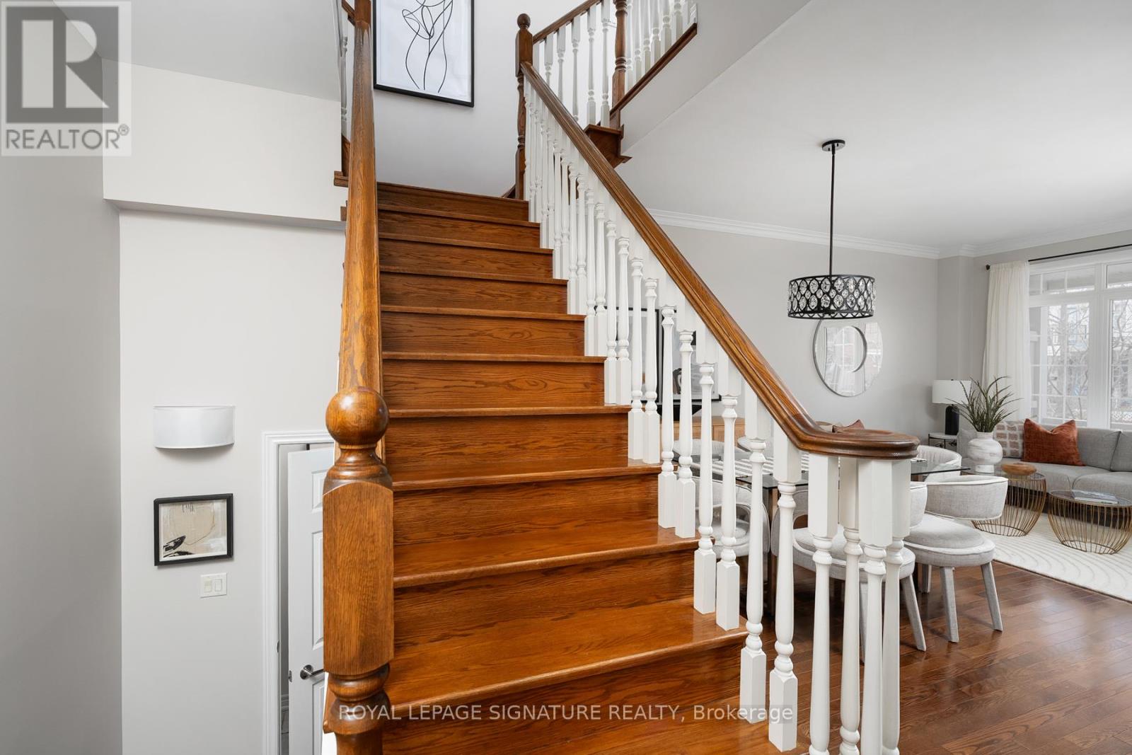 89 Winners Circle, Toronto, Ontario  M4L 3Y7 - Photo 11 - E12686556