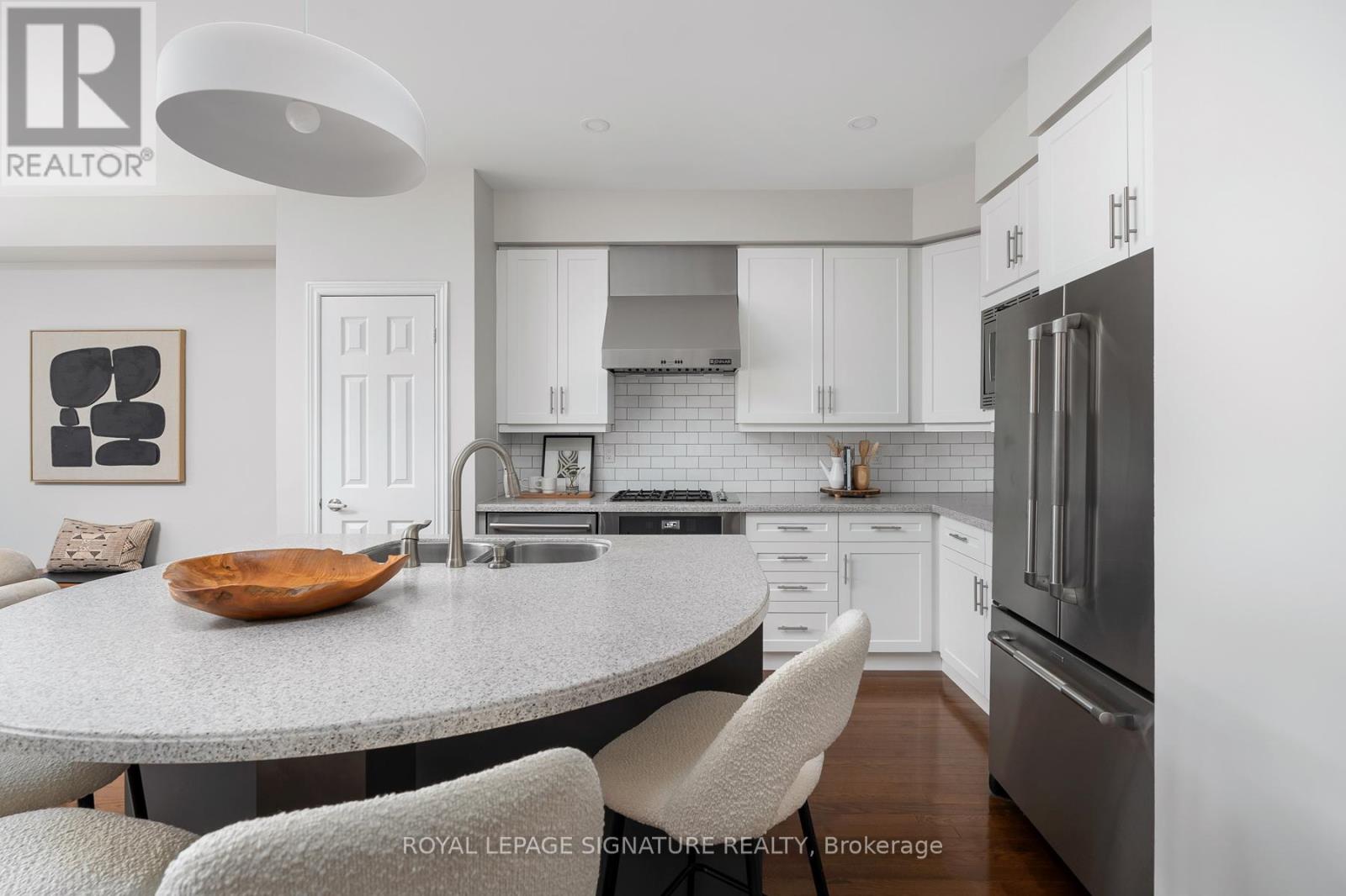 89 Winners Circle, Toronto, Ontario  M4L 3Y7 - Photo 14 - E12686556