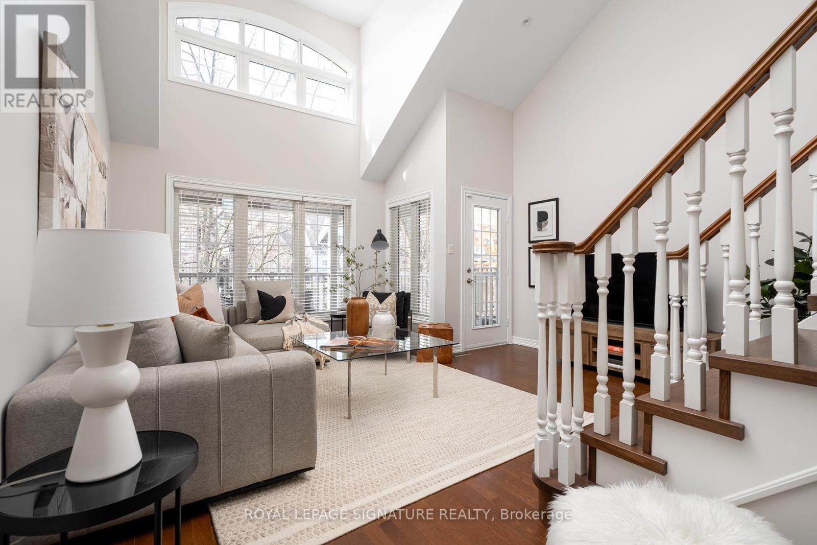 89 Winners Circle, Toronto, Ontario  M4L 3Y7 - Photo 33 - E12686556