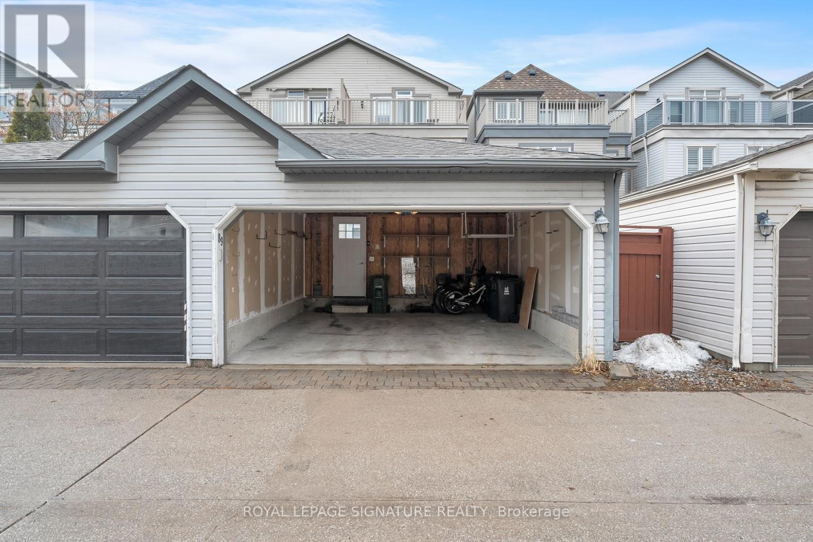 89 Winners Circle, Toronto, Ontario  M4L 3Y7 - Photo 48 - E12686556