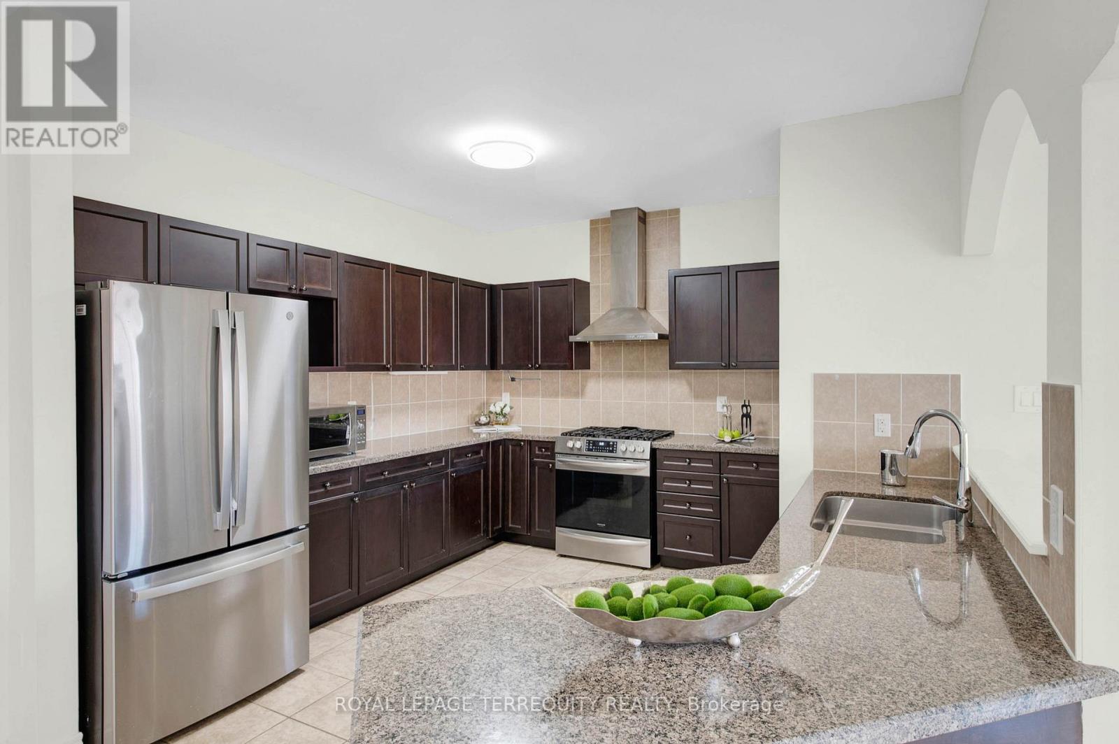 36 Crellin Street, Ajax, Ontario  L1Z 0P1 - Photo 18 - E12686666