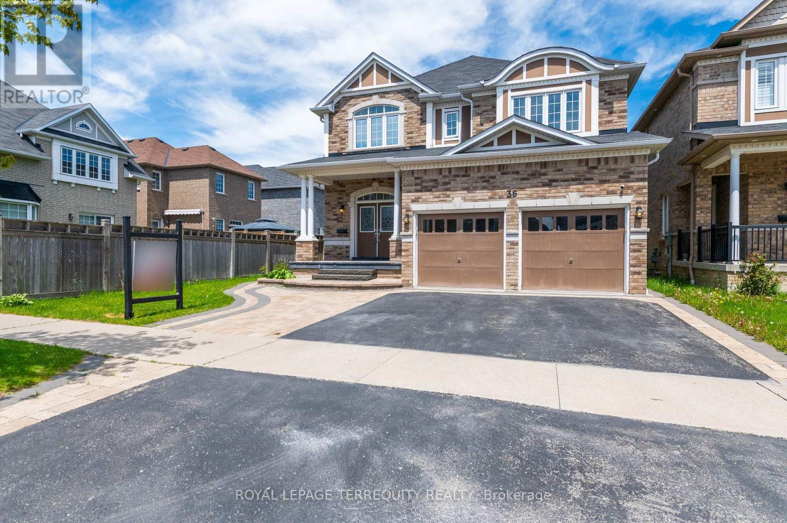 36 Crellin Street, Ajax, Ontario  L1Z 0P1 - Photo 2 - E12686666