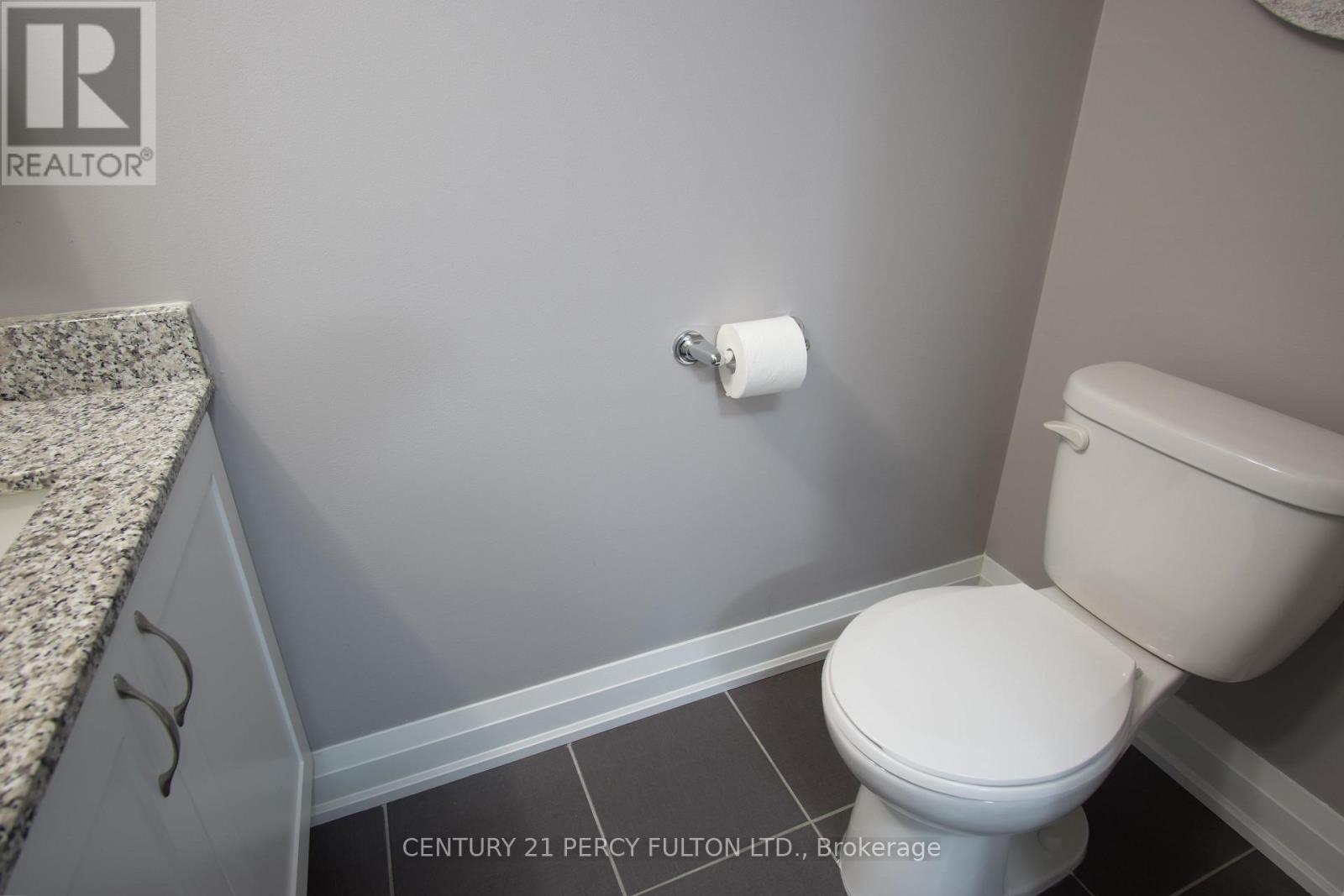 201 - 481 Rupert Avenue, Whitchurch-Stouffville, Ontario  L4A 1Y7 - Photo 18 - N12686456