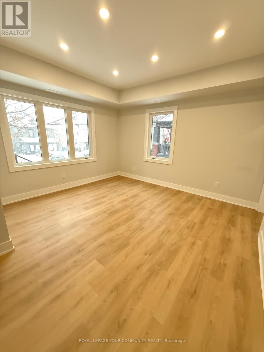 2 - 88 Spruce Street, Aurora, Ontario  L4G 1S1 - Photo 10 - N12686458