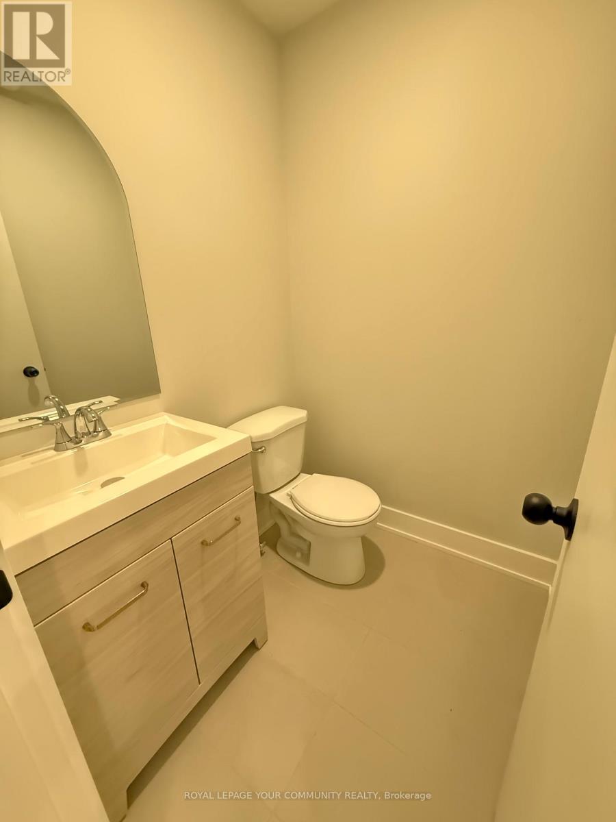 2 - 88 Spruce Street, Aurora, Ontario  L4G 1S1 - Photo 11 - N12686458