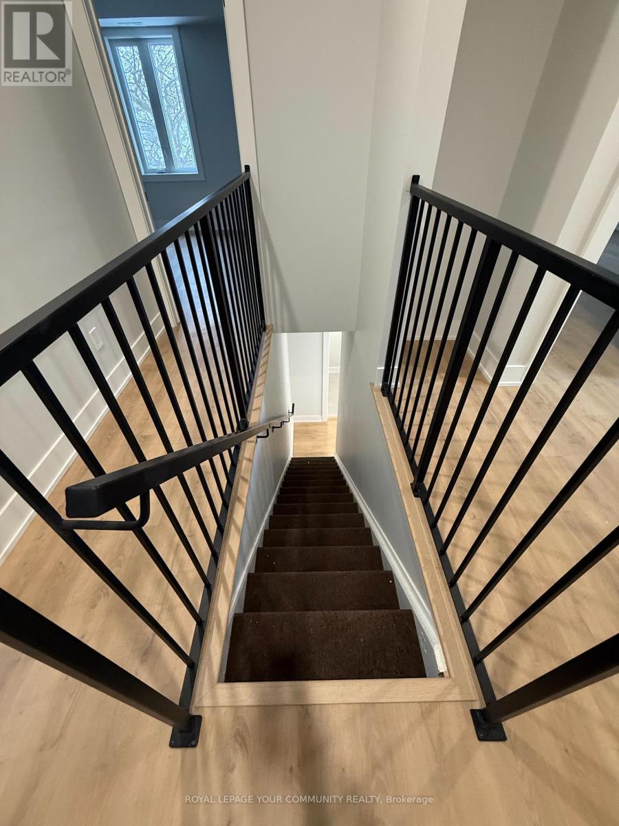 2 - 88 Spruce Street, Aurora, Ontario  L4G 1S1 - Photo 23 - N12686458