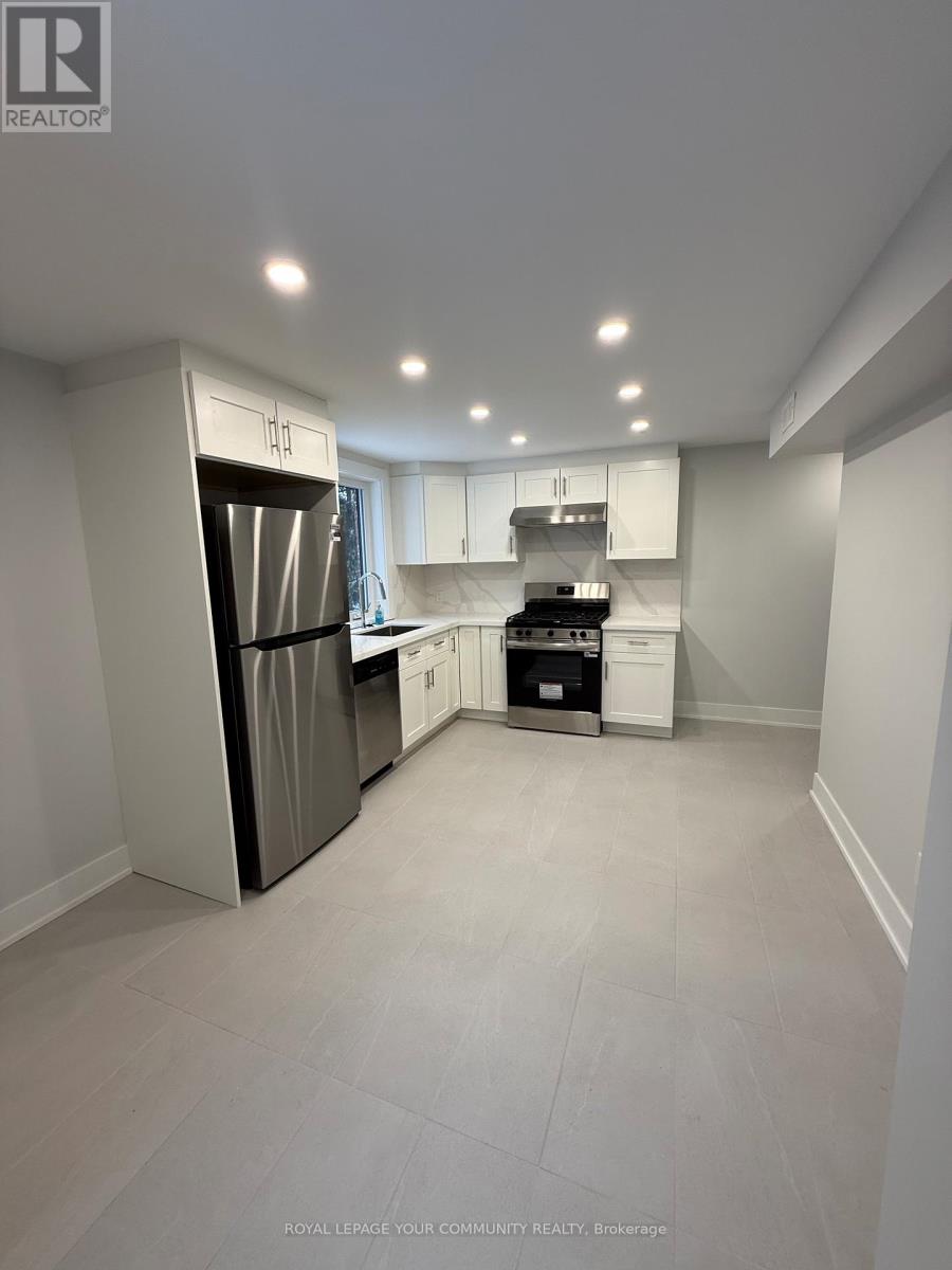 3/4 - 88 Spruce Street, Aurora, Ontario  L4G 1S1 - Photo 8 - N12686464