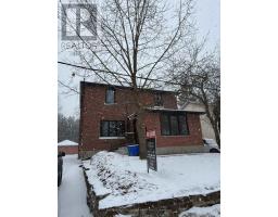 3/4 - 88 SPRUCE STREET, Aurora, Ontario