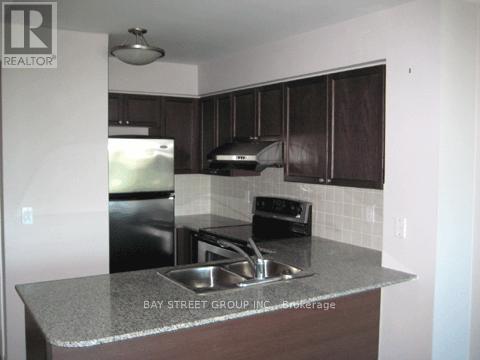 1116 - 55 South Town Centre Boulevard, Markham, Ontario  L6G 0B1 - Photo 4 - N12686498