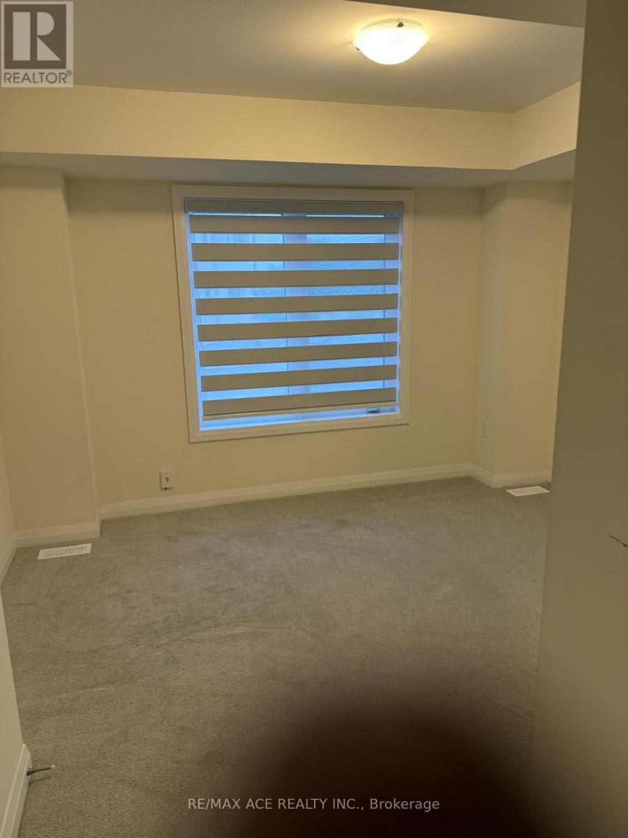 2 Kahshe Lane, Richmond Hill, Ontario  L4S 1N4 - Photo 12 - N12686572