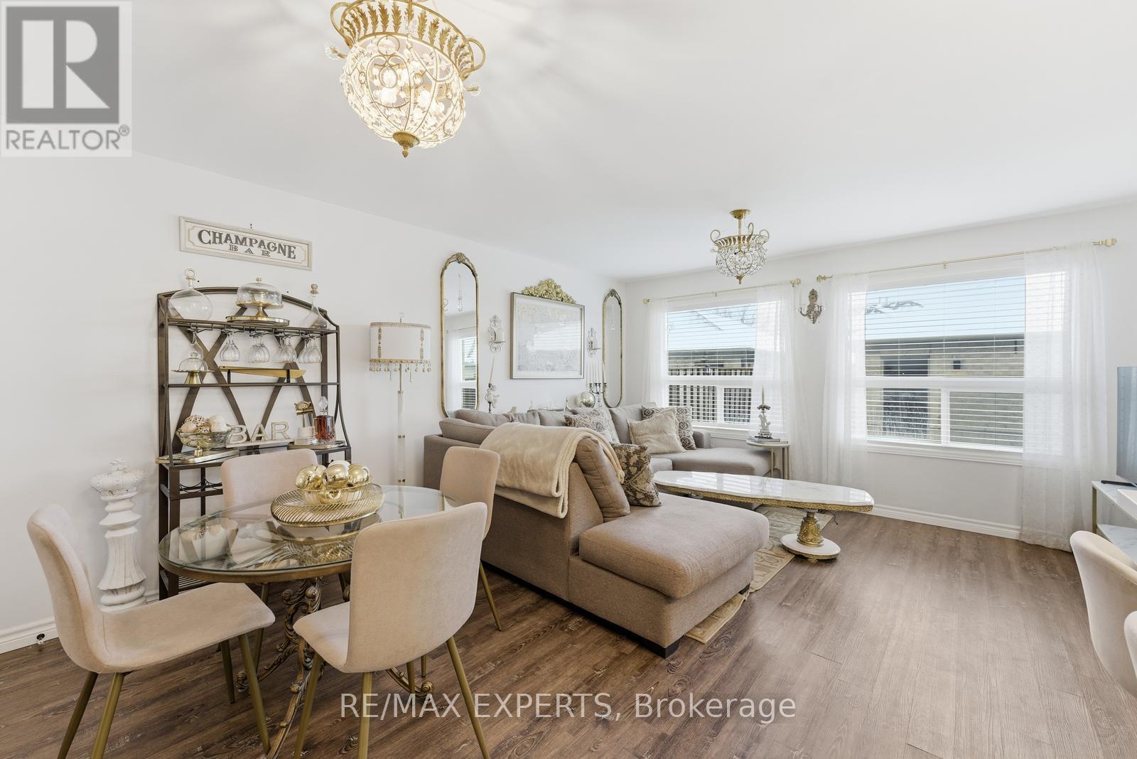 34 Castle Park Boulevard, Vaughan, Ontario  L4H 1M4 - Photo 10 - N12686614