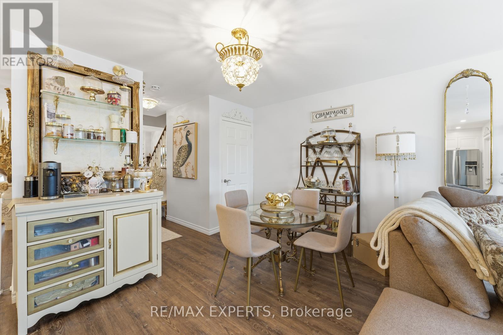 34 Castle Park Boulevard, Vaughan, Ontario  L4H 1M4 - Photo 12 - N12686614