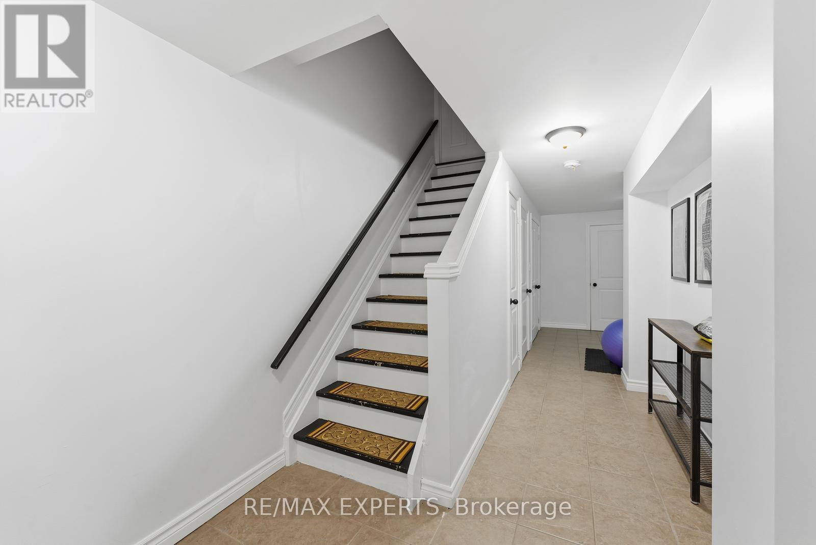 34 Castle Park Boulevard, Vaughan, Ontario  L4H 1M4 - Photo 30 - N12686614