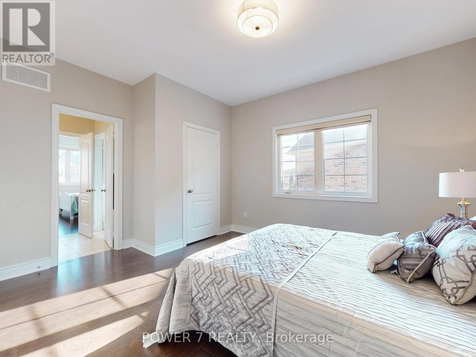 61 Match Point Court, Aurora, Ontario  L4G 3J1 - Photo 34 - N12686650