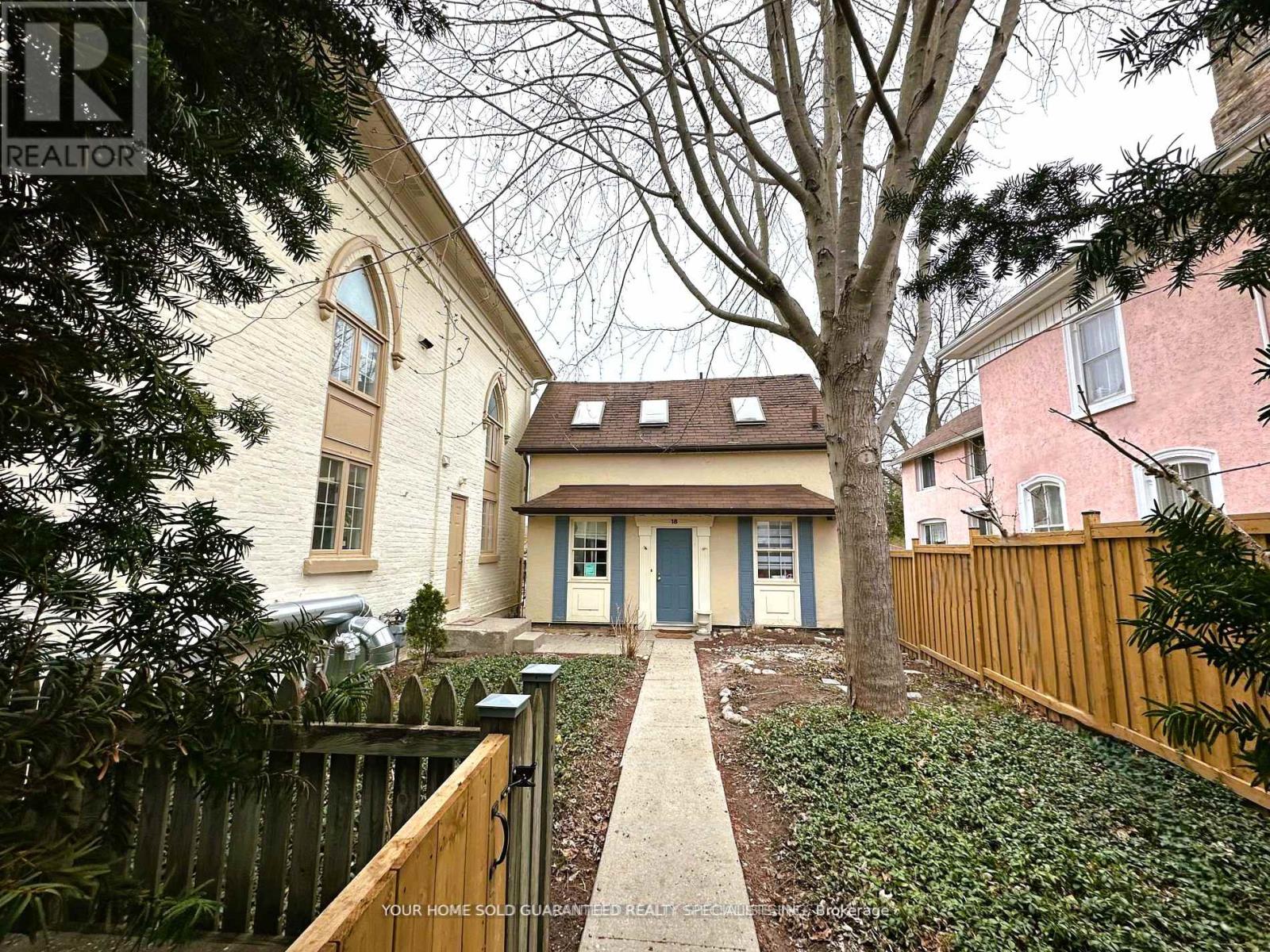 16-18 Mosley Street, Aurora, Ontario  L4G 1G6 - Photo 3 - N12686724