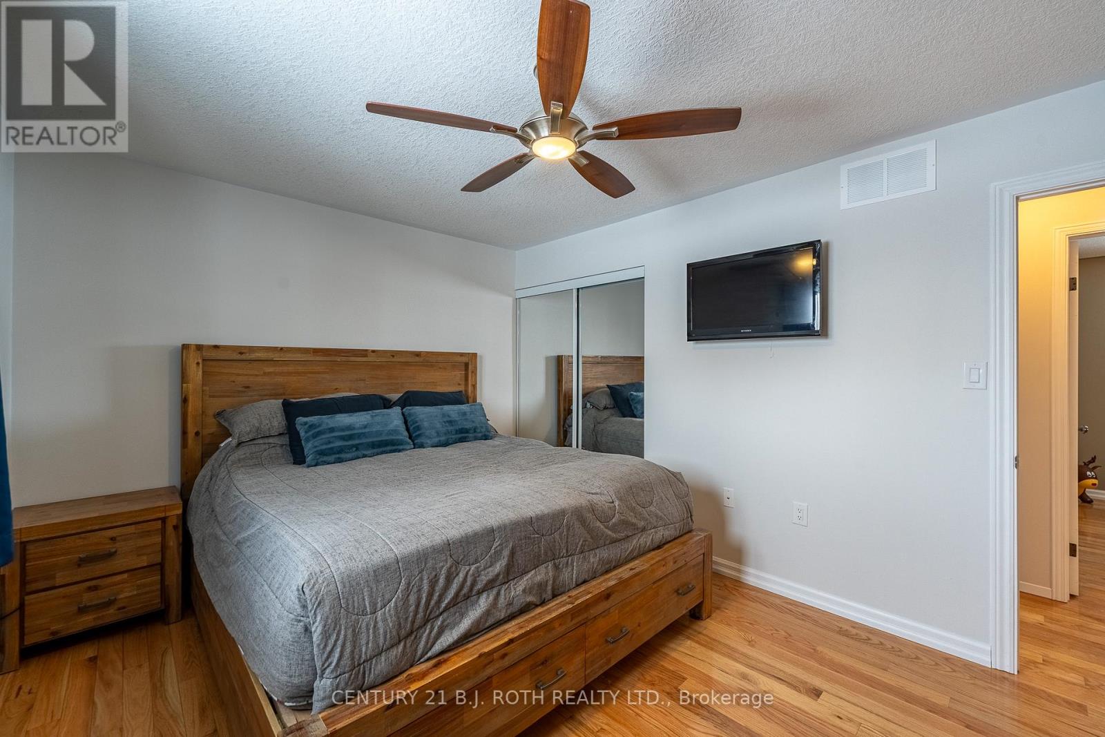 1829 Division Road E, Severn (Ardtrea), Ontario  L3V 0X8 - Photo 15 - S12686494