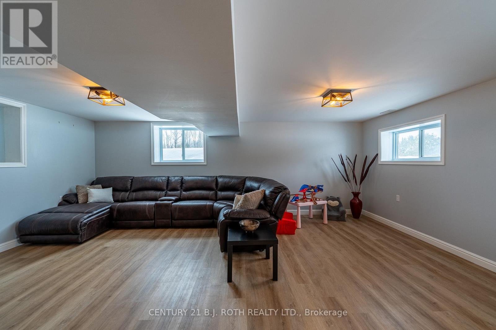 1829 Division Road E, Severn (Ardtrea), Ontario  L3V 0X8 - Photo 23 - S12686494