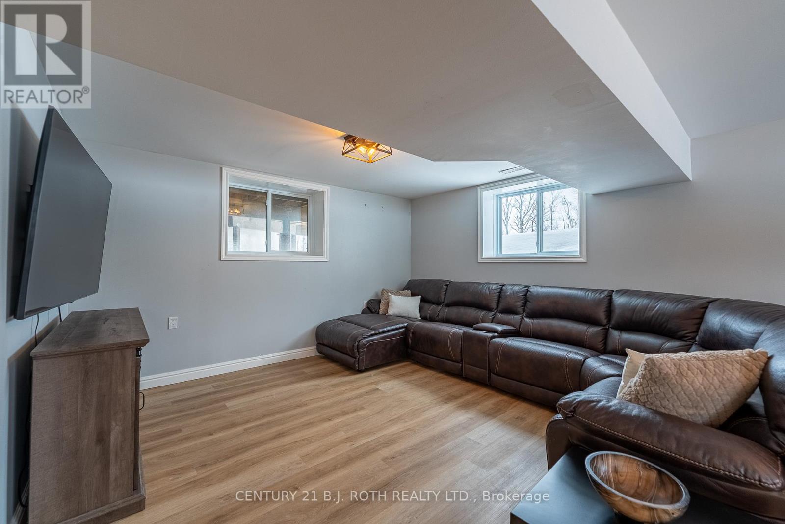 1829 Division Road E, Severn (Ardtrea), Ontario  L3V 0X8 - Photo 24 - S12686494