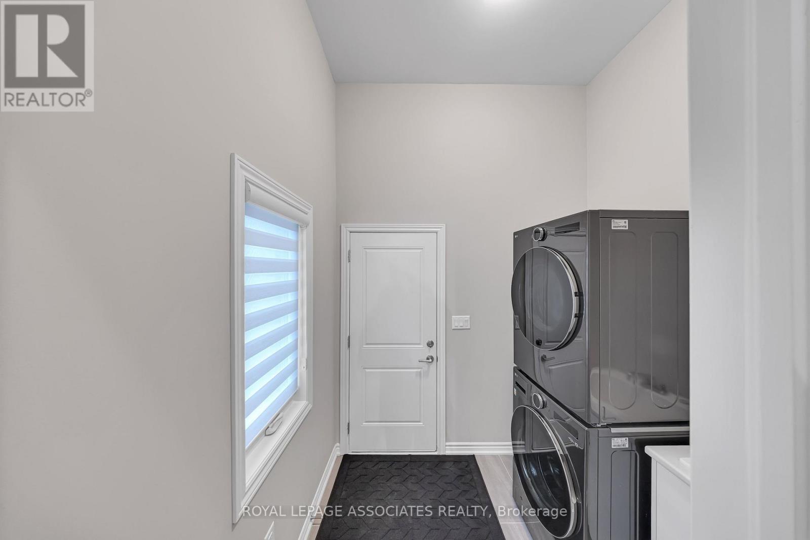 489 Twin Streams Road, Whitby, Ontario  L1P 0P6 - Photo 17 - E12672668