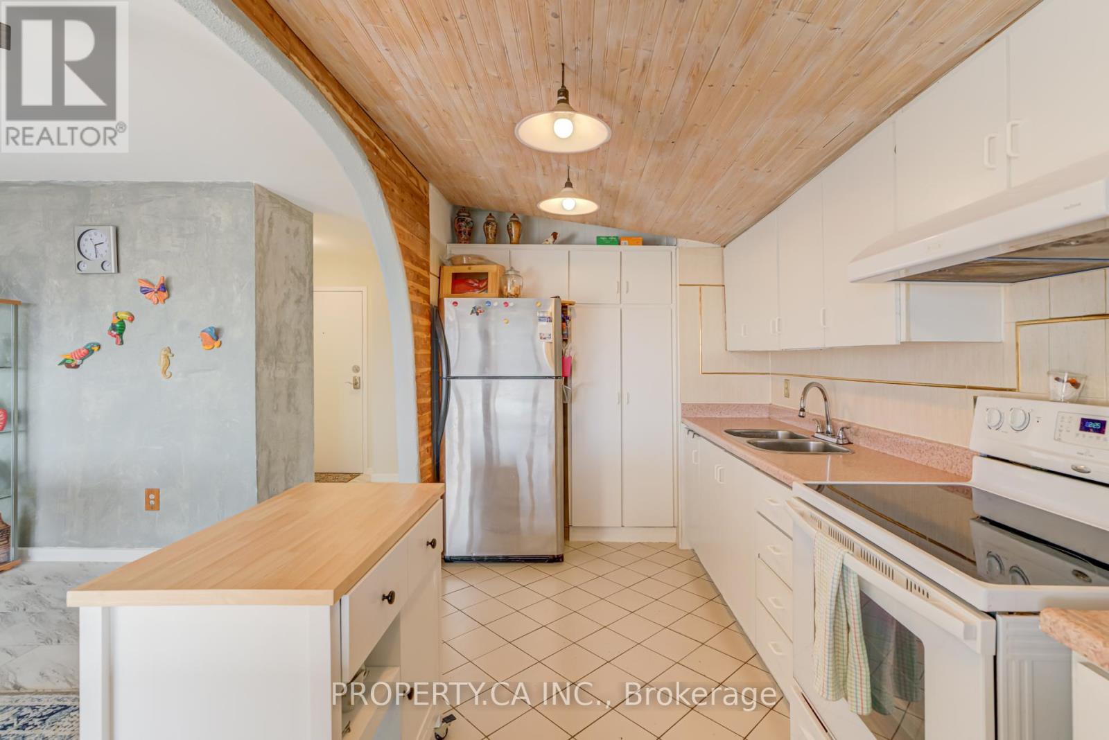 1113 - 9 Four Winds Drive, Toronto, Ontario  M3J 2S8 - Photo 8 - W12686474