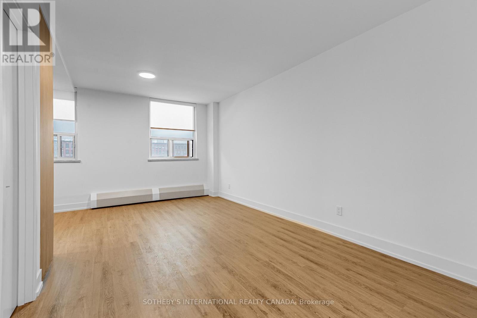 505 - 135 Tyndall Avenue, Toronto, Ontario  M6K 2G3 - Photo 5 - W12686490