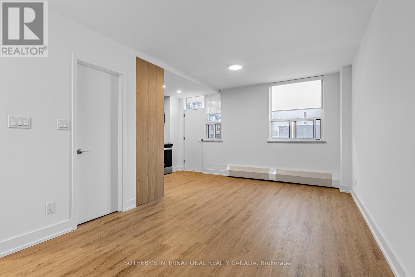 505 - 135 Tyndall Avenue, Toronto, Ontario  M6K 2G3 - Photo 6 - W12686490