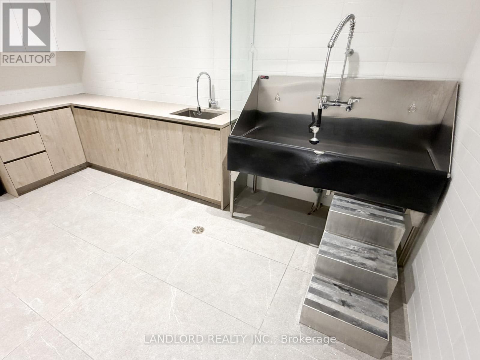 104 - 15 Maryport Avenue, Toronto, Ontario  M3M 0E1 - Photo 29 - W12686496