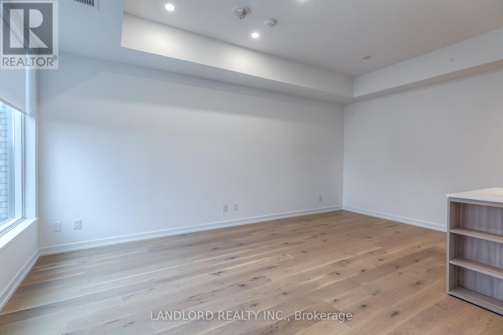 104 - 15 Maryport Avenue, Toronto, Ontario  M3M 0E1 - Photo 6 - W12686496