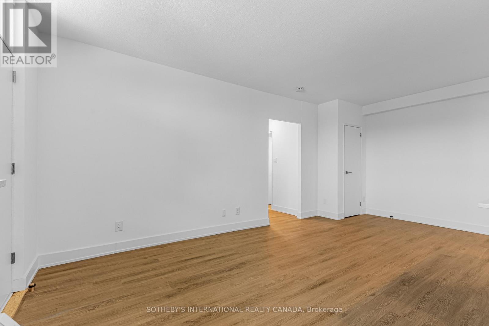 605 - 135 Tyndall Avenue, Toronto, Ontario  M6K 2G3 - Photo 11 - W12686504