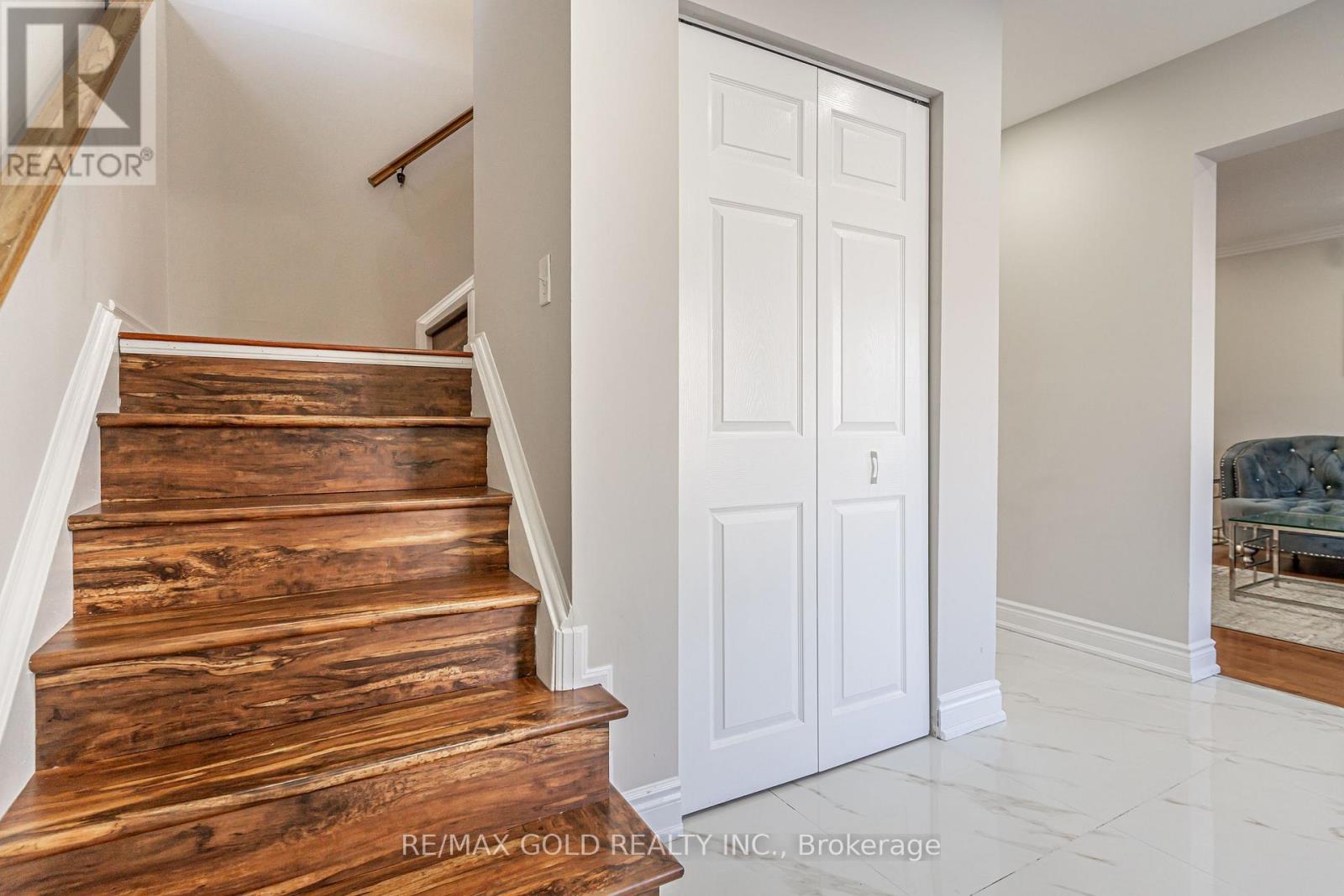 9 Dalton Place, Brampton, Ontario  L6T 1N6 - Photo 17 - W12686522