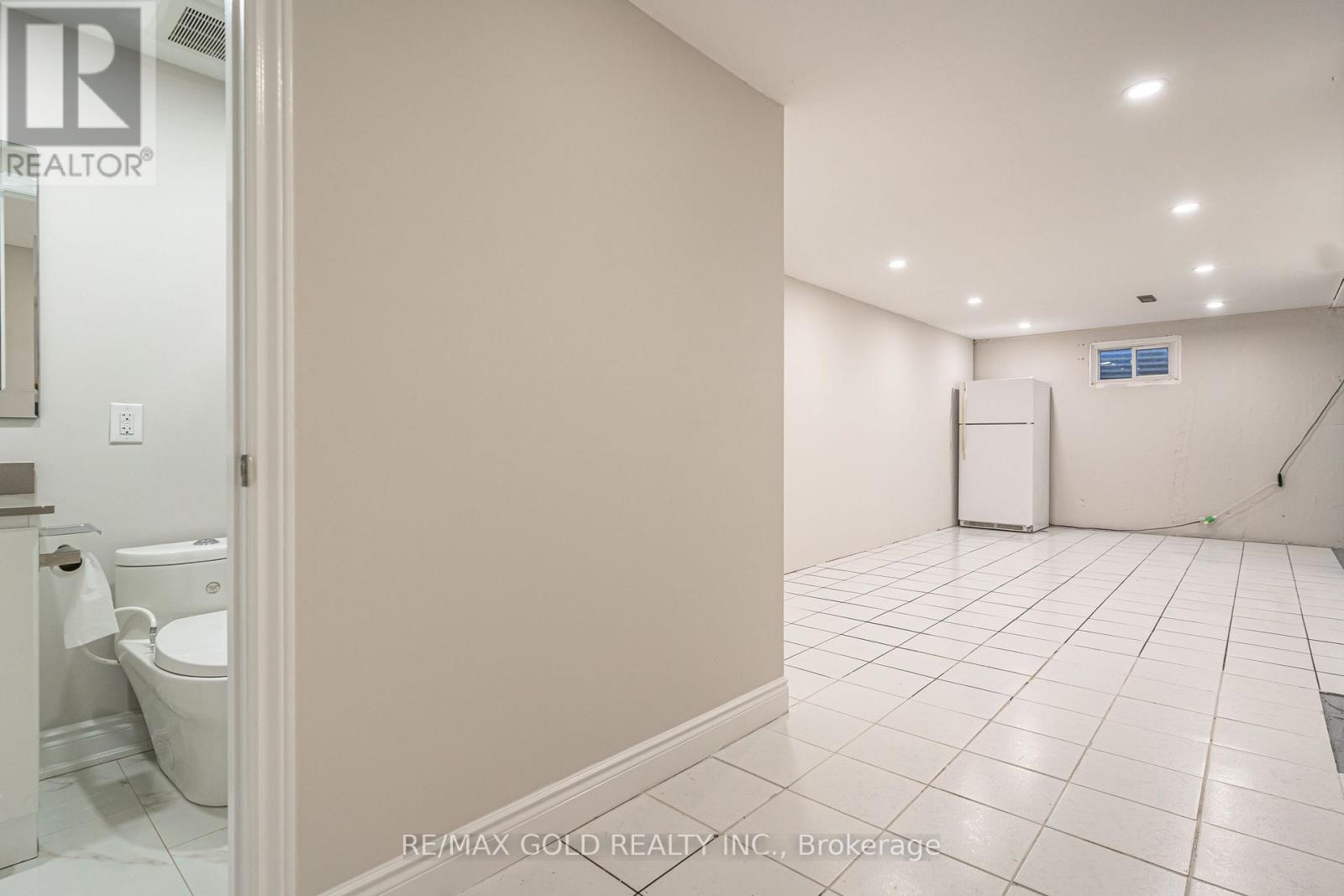 9 Dalton Place, Brampton, Ontario  L6T 1N6 - Photo 29 - W12686522