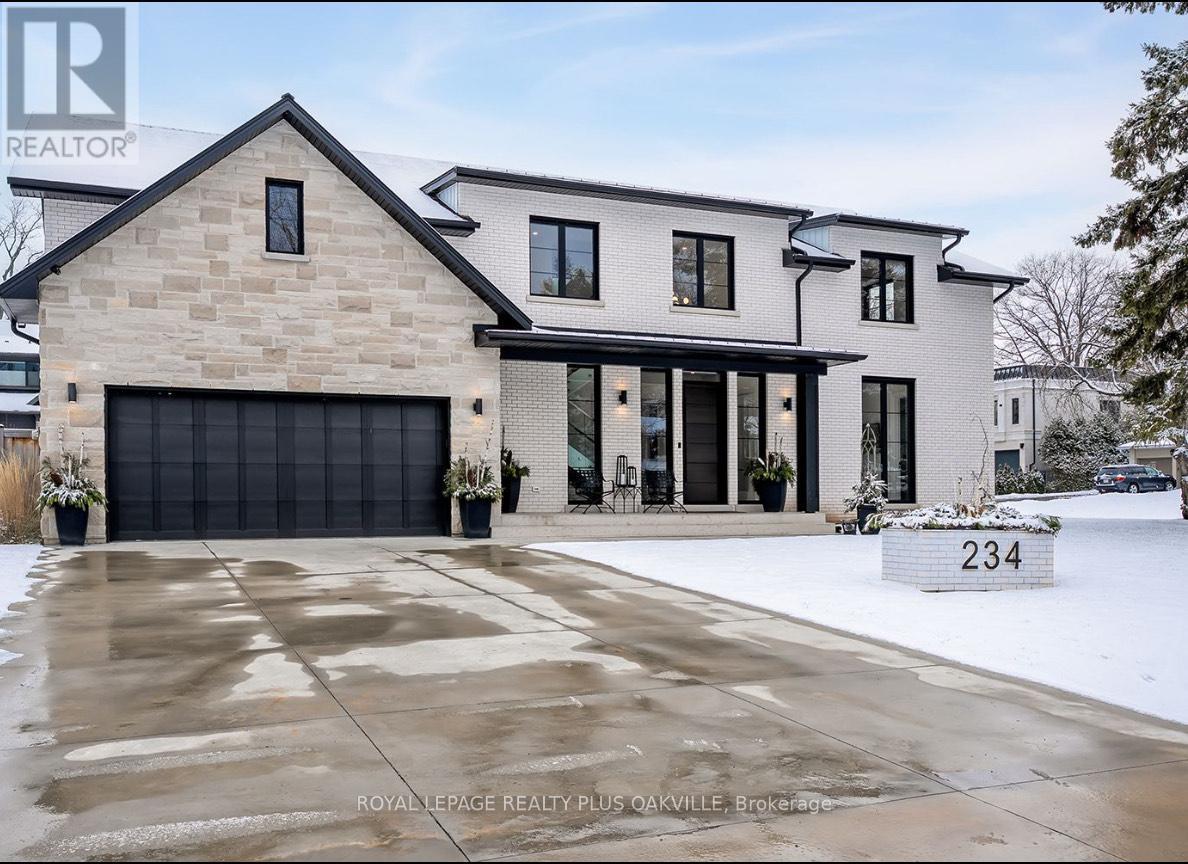 234 WALBY DRIVE, Oakville, Ontario