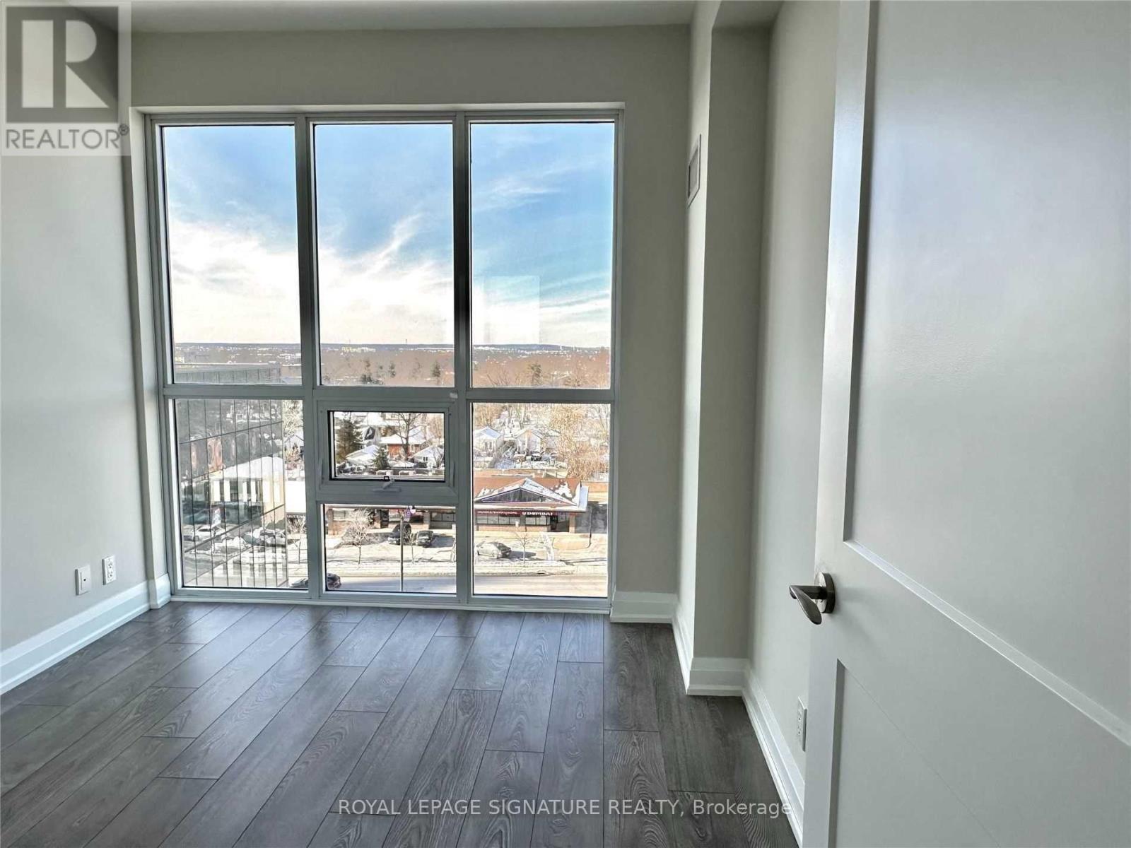 702 - 15 Lynch Street, Brampton, Ontario  L6W 0C7 - Photo 10 - W12686544