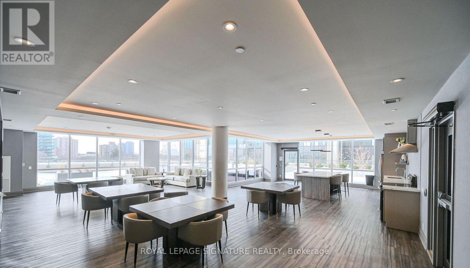 702 - 15 Lynch Street, Brampton, Ontario  L6W 0C7 - Photo 16 - W12686544