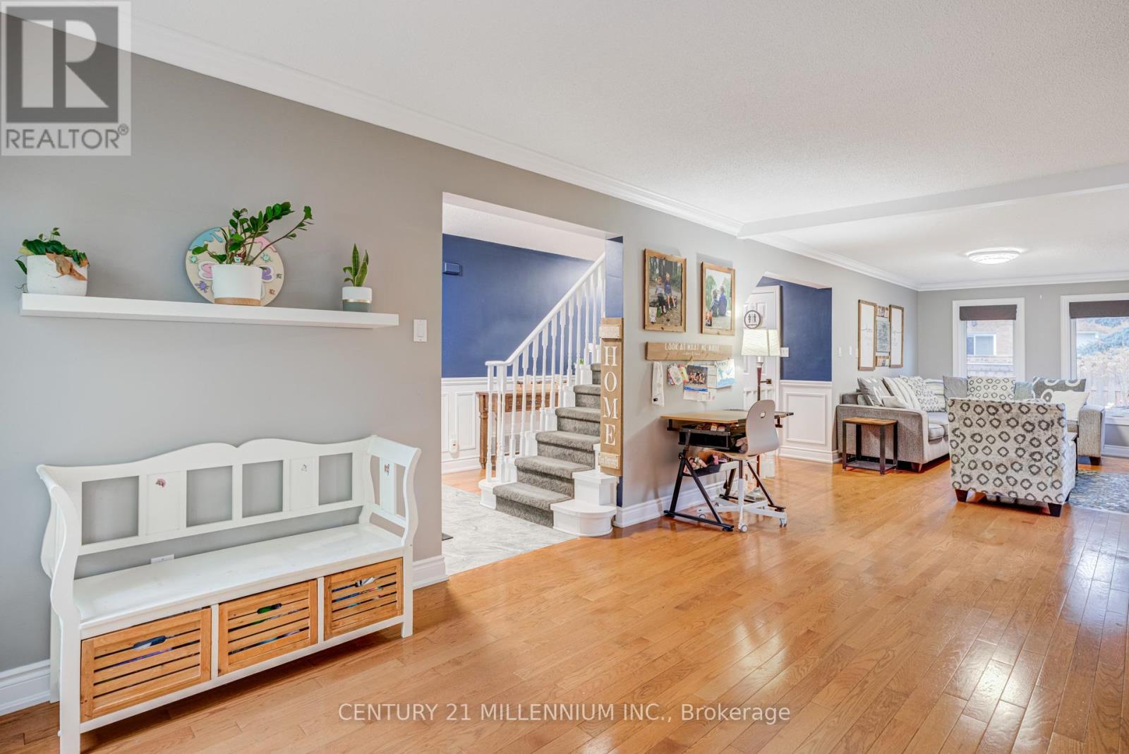 28 Bristol Avenue, Brampton, Ontario  L6X 2B3 - Photo 8 - W12686652