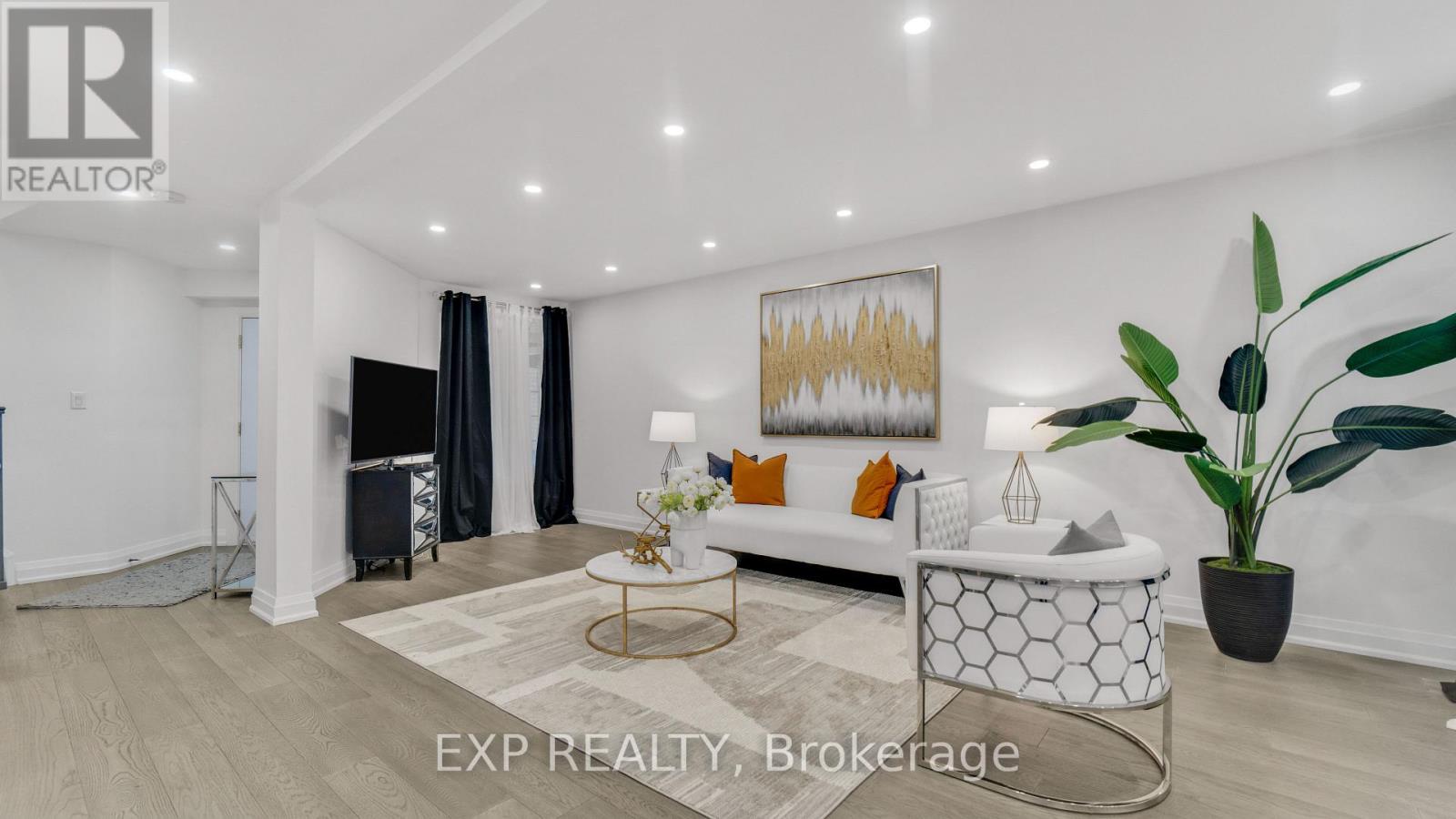 7159 Spyglass Crescent, Mississauga, Ontario  L5N 7H3 - Photo 5 - W12686736