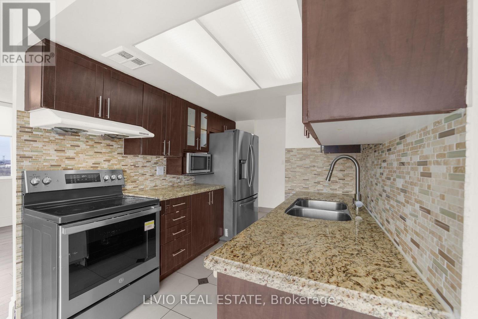 1411 - 10 Markbrook Lane, Toronto, Ontario  M9V 5E3 - Photo 14 - W12686774