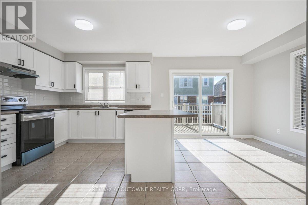 884 Jempson Path, Milton, Ontario  L9T 0Z5 - Photo 14 - W12686790