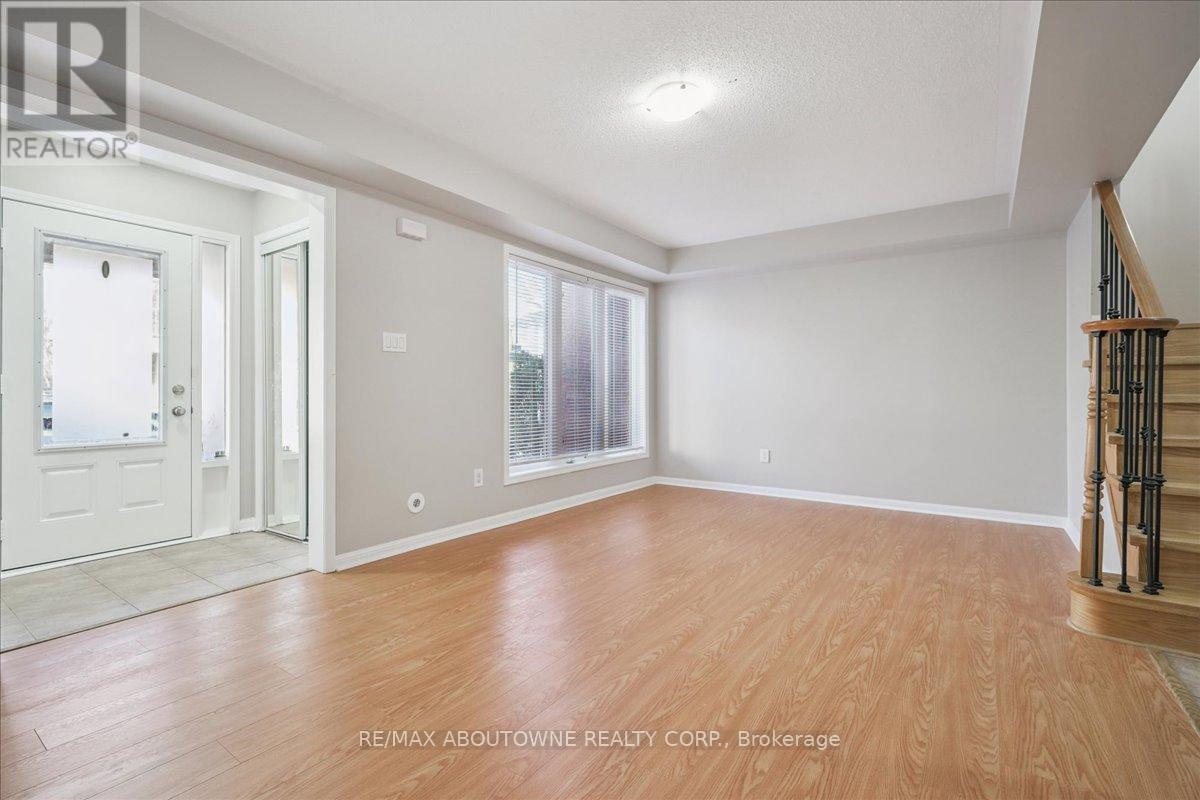 884 Jempson Path, Milton, Ontario  L9T 0Z5 - Photo 5 - W12686790