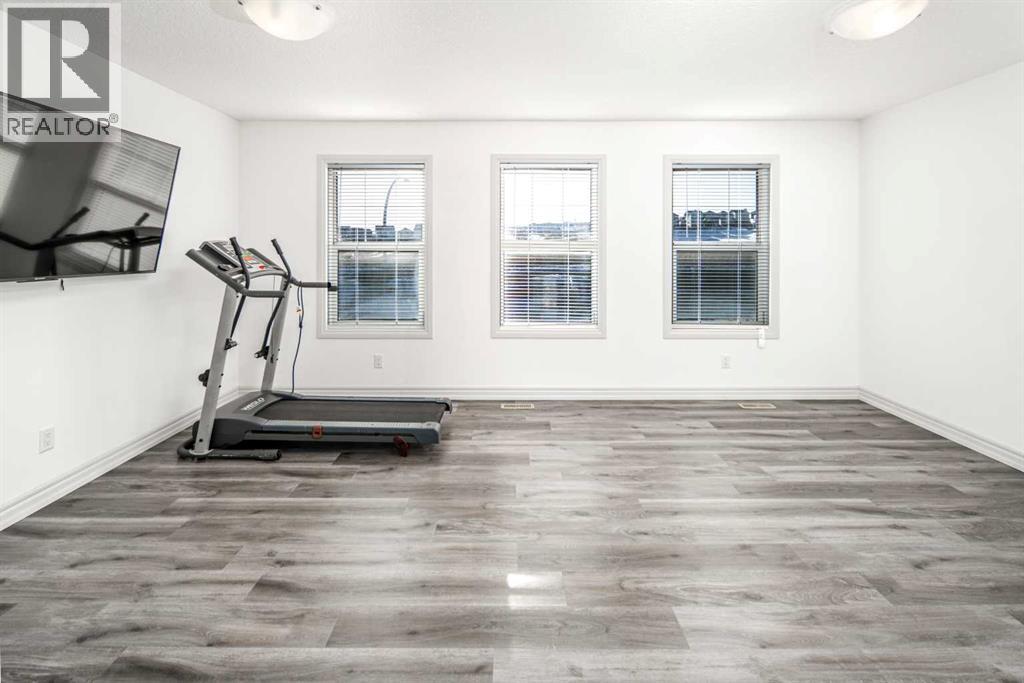 498 Sherwood Boulevard Nw, Calgary, Alberta  T3R 0Y6 - Photo 25 - A2278011