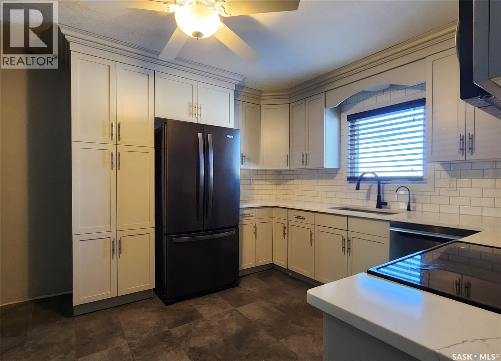 1032 Main Street, Melville, Saskatchewan  S0A 2P0 - Photo 10 - SK026622