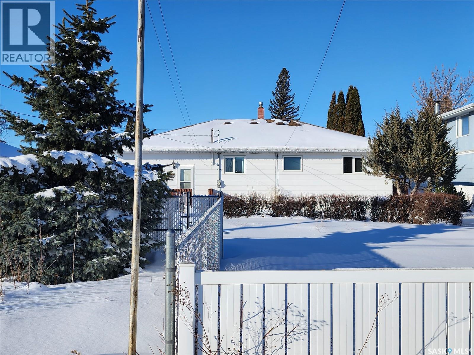 1032 Main Street, Melville, Saskatchewan  S0A 2P0 - Photo 3 - SK026622